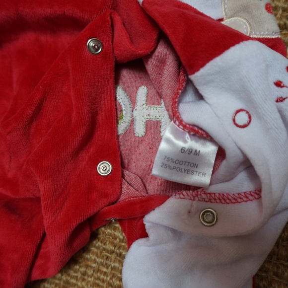 Unisex 6-9mos 1-piece Red & White My First Christmas PJs - Picture 2 of 3